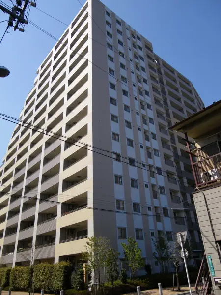 ローレルコート川口