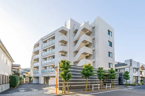 クリオ志村ラ・モード