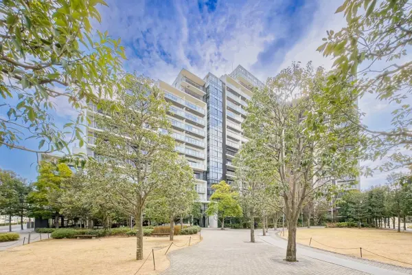 スカイティアラウエスト