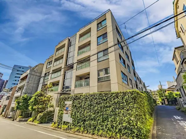 アージュ薬王寺