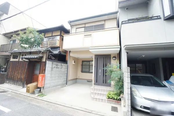 京都市上京区竹屋町通千本東入主税町