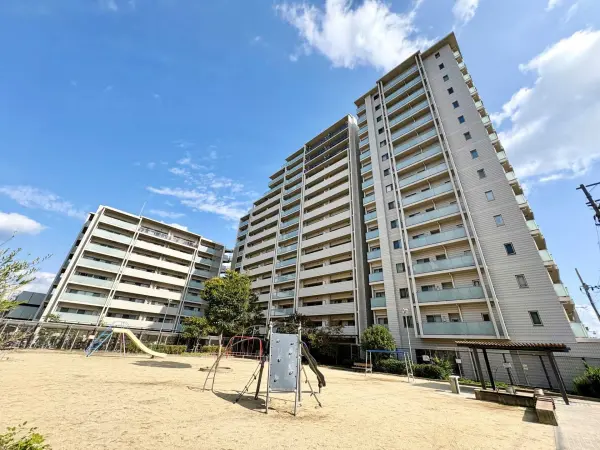 京都桂川つむぎの街グランスクエア