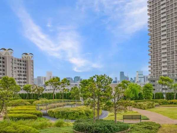THE TOWERS DAIBA EAST