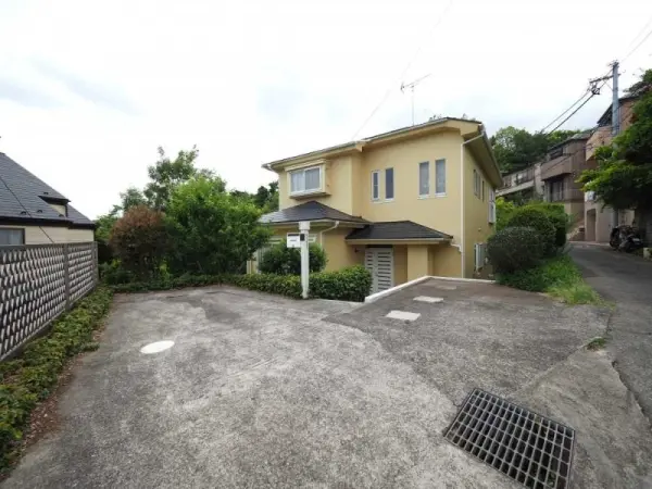 南区六ツ川1丁目　戸建