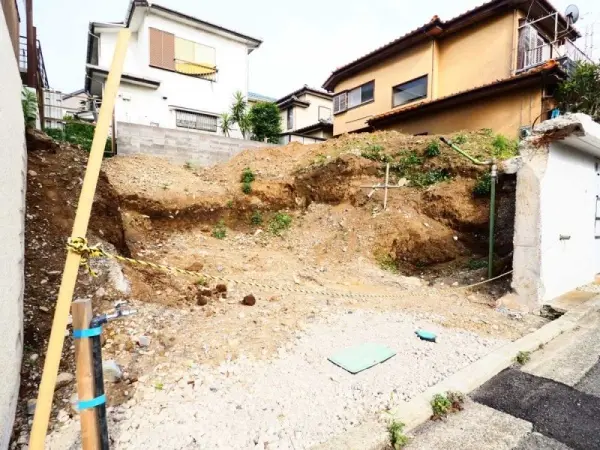 横浜市青葉区新石川4丁目　土地