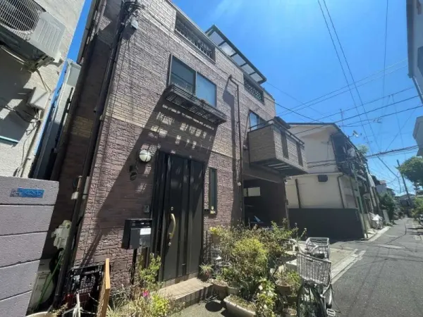 荒川4丁目借地権付き戸建