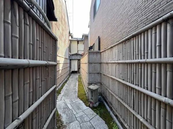 京都市北区紫竹高縄町　中古テラスハウス