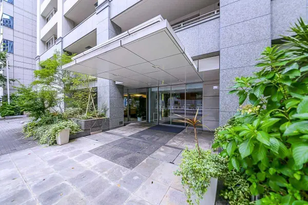 麻布市兵衛町ホームズ