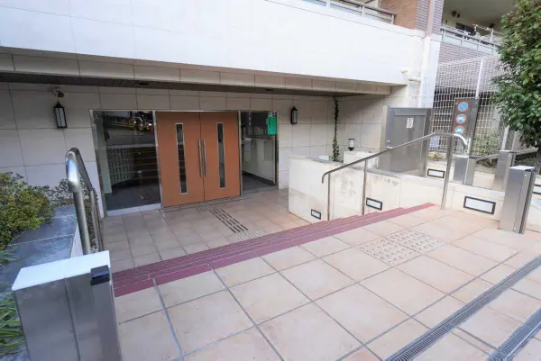 ミオカステーロ雪ヶ谷アルテパラッツォ