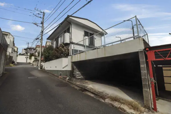 港南区日野南1丁目　古家付売地