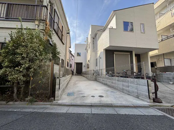 さいたま市南区沼影一丁目　戸建