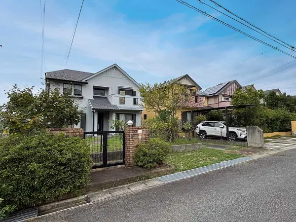 三田市ゆりのき台三丁目　中古戸建