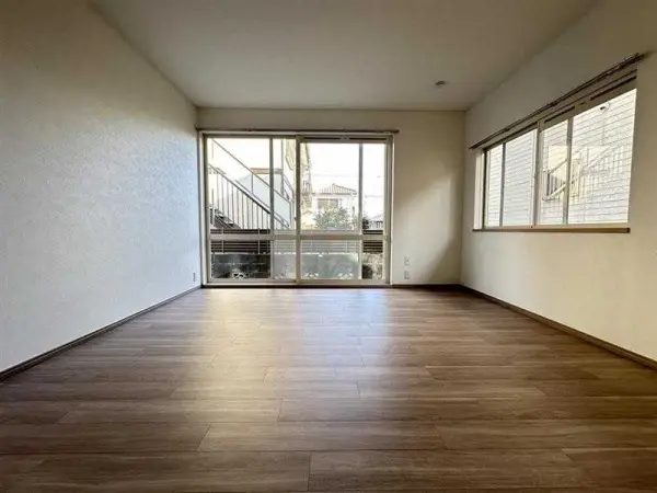 保土ケ谷区法泉3丁目　戸建