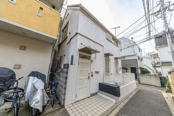 新宿区四谷四丁目　戸建