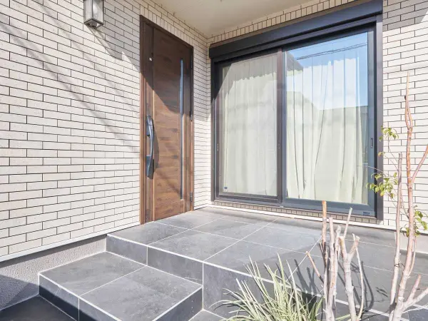 千葉市美浜区磯辺三丁目　中古戸建