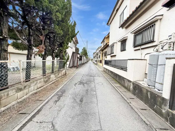 八潮市南川崎八反野　古家付き土地