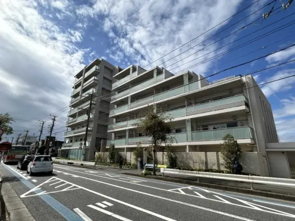 レーベン鵠沼海岸BLUENOVA