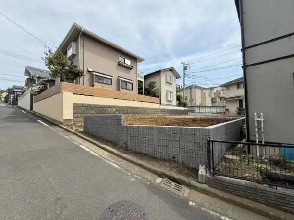 戸塚区名瀬町　新築戸建
