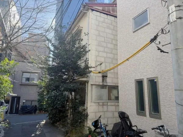 港区三田三丁目　古家付き土地