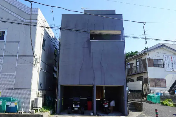 茅ヶ崎市中海岸4丁目　一戸建