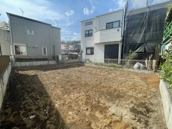 府中市紅葉丘1丁目　新築戸建