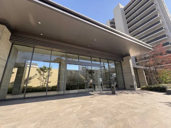 ローレルスクエア OSAKA LINK