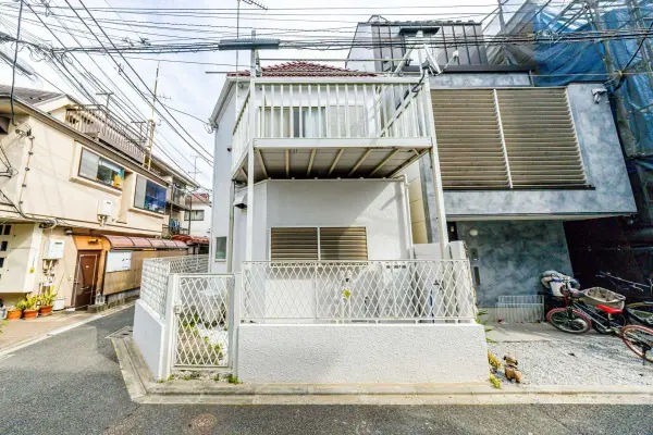 新宿区四谷四丁目　戸建