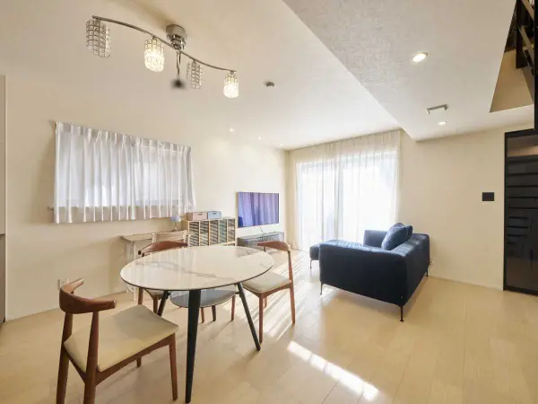 千葉市美浜区磯辺三丁目　中古戸建