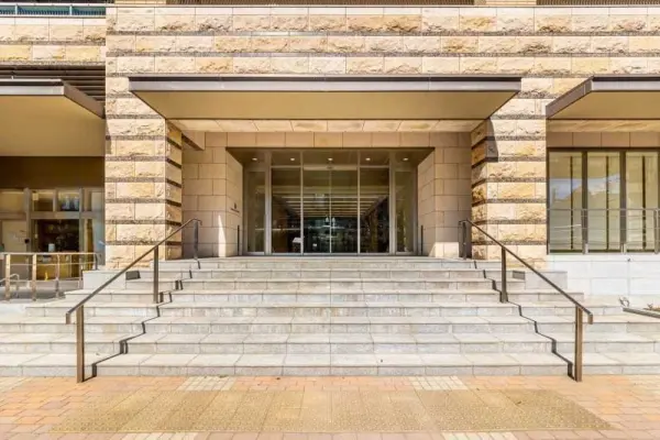 カテリーナ三田タワースイートイーストアーク