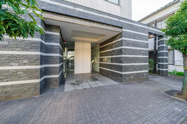 クリオ志村ラ・モード