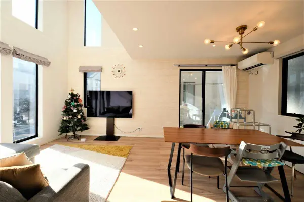 プラウドシーズン国立ステーションイースト