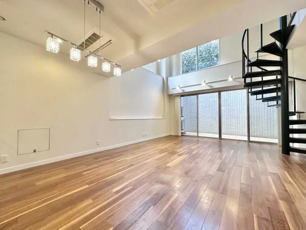 アージュ薬王寺