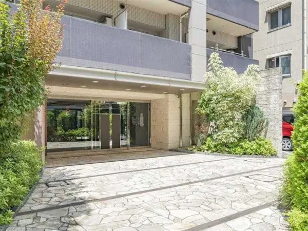 グローベルザ・スイート上野