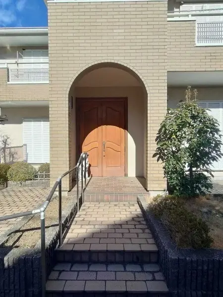 町田市三輪緑山2丁目