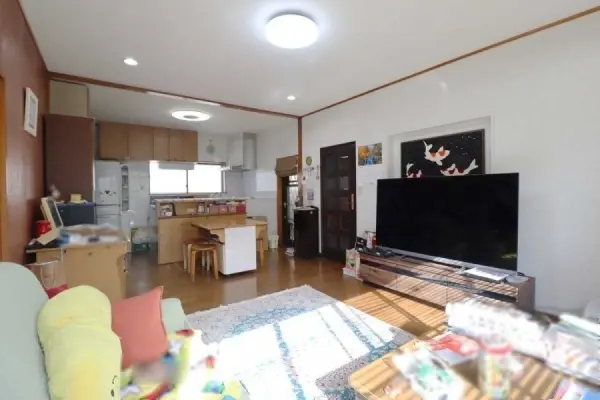 茅ヶ崎市今宿　倉庫付　住宅