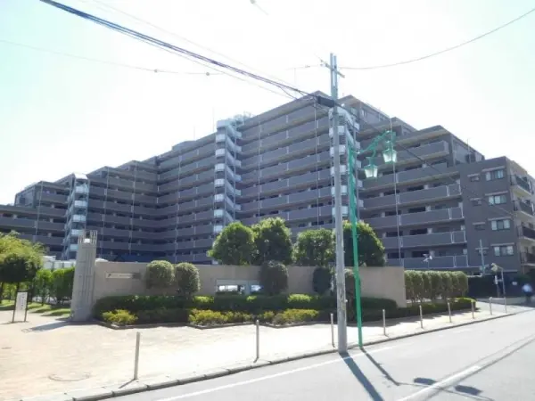 ファミール市川ガーデンプラザ・ウエスト