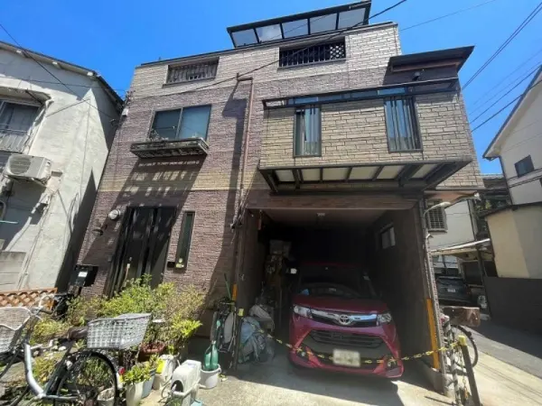 荒川4丁目借地権付き戸建