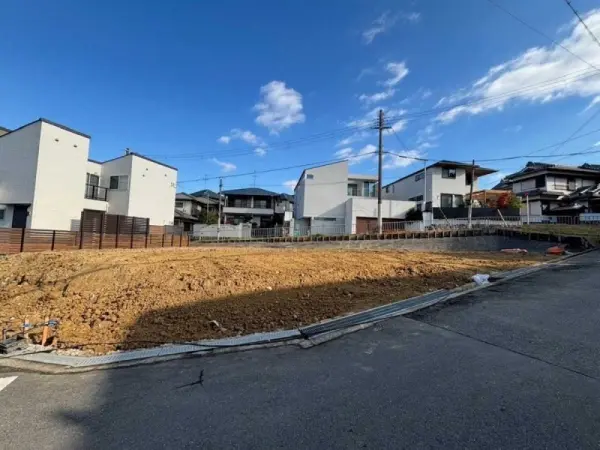 豊中市上野坂1丁目　B号地