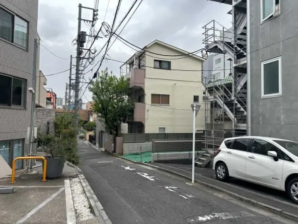 新宿区四谷本塩町　土地