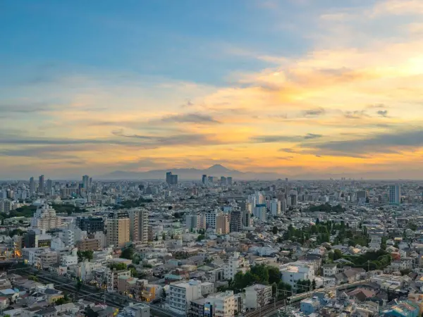 グランドミレーニア