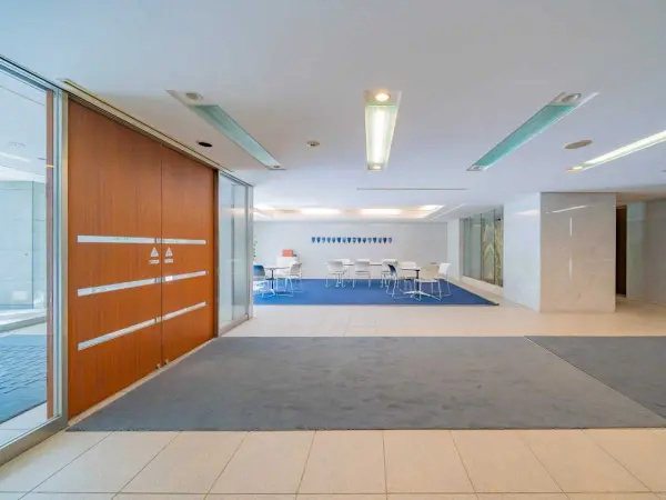 麻布市兵衛町ホームズ