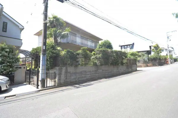 栄区小山台2丁目　売地