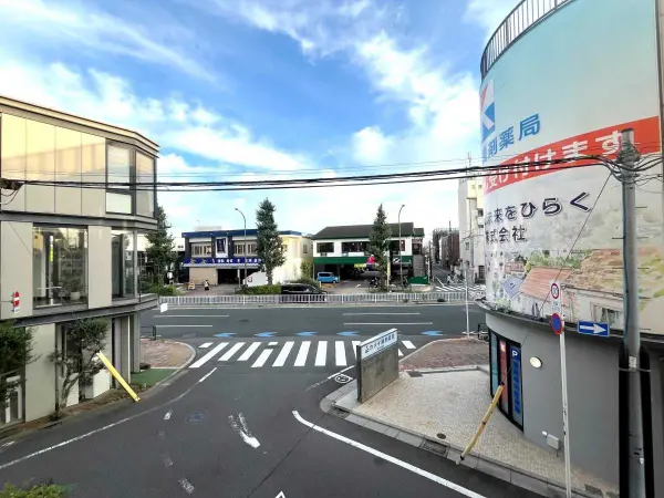 グラーサ学芸大学