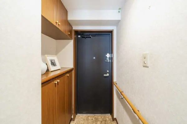 玄関(撮影年月:2025年12月)