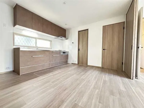 保土ケ谷区法泉3丁目　戸建