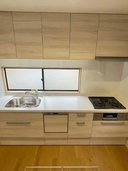 草加市谷塚町　中古戸建