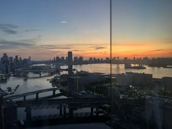 ワールドシティタワーズ　ブリーズタワー