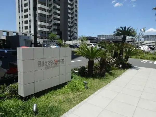 グランスイートブルーベイサイドレジデンス