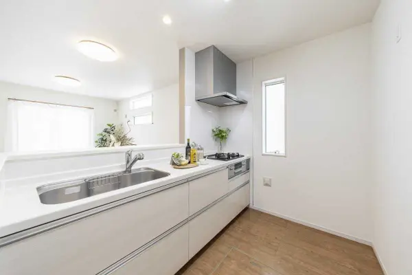 埼玉県新座市栄2丁目　戸建