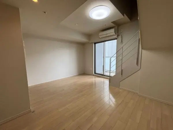 プレミスト南船場